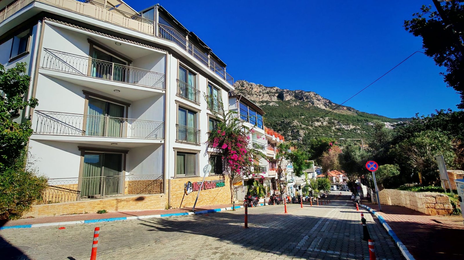 WhatsApp Image 2025-12-13 at 19.19.22 (2)